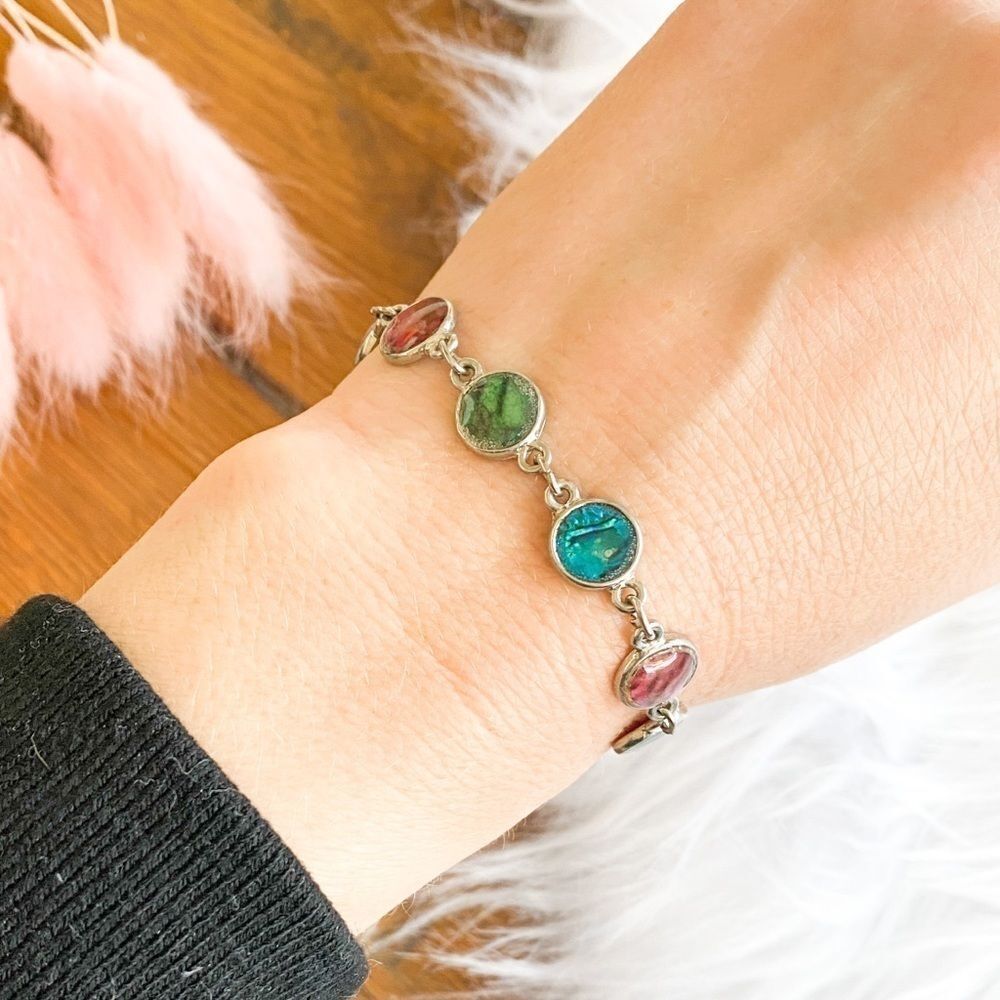 Silver and colored shell disk bracelet